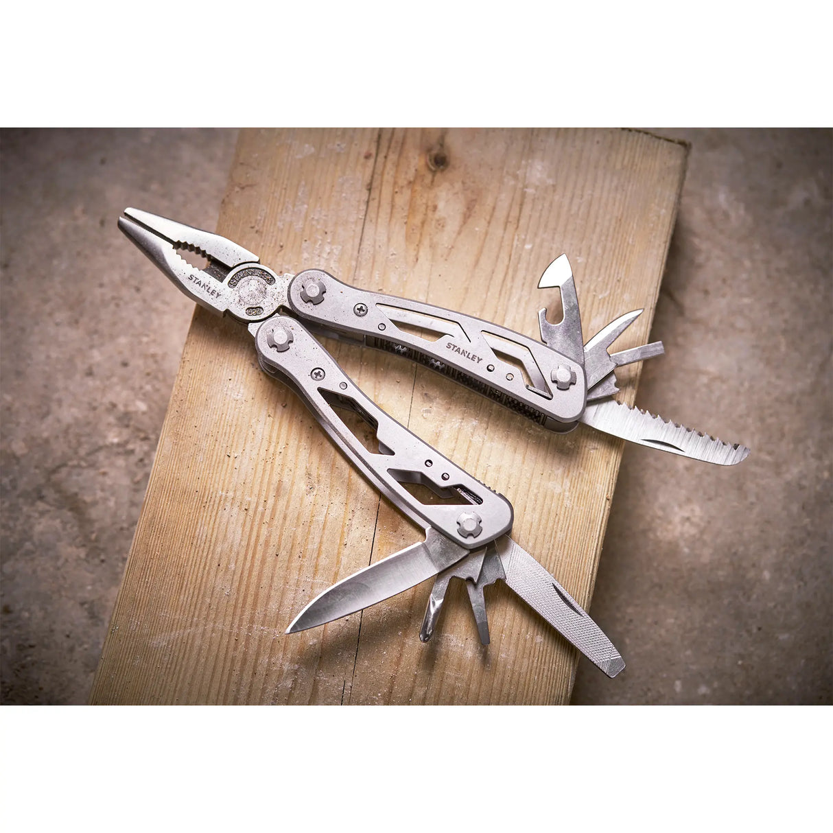 Pinza Multiuso Stanley 12 Funzioni