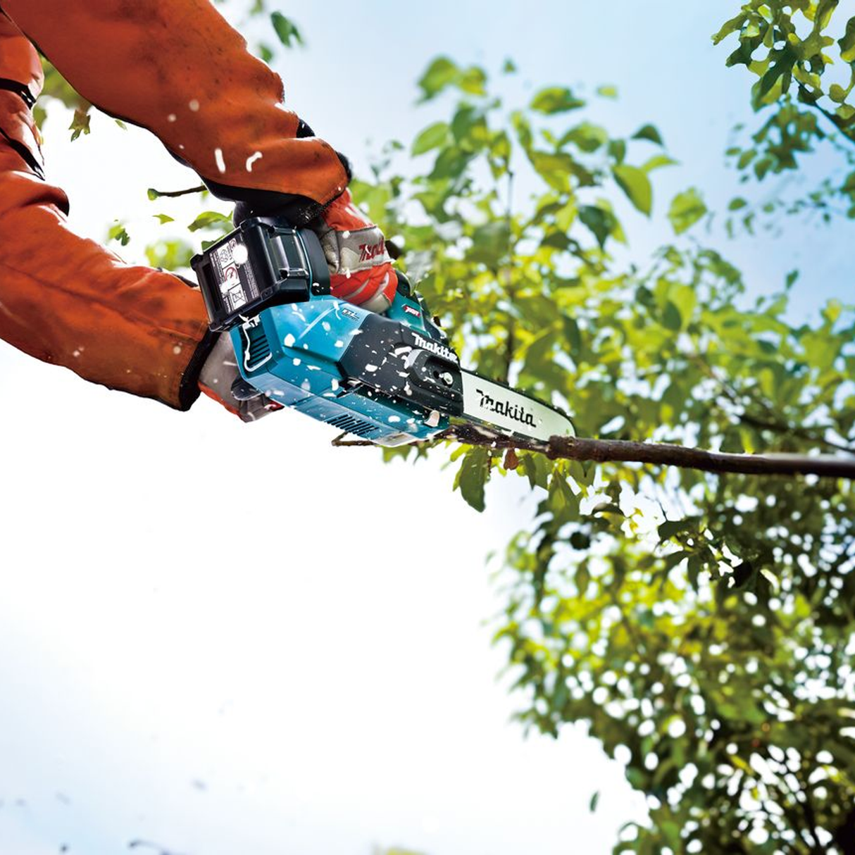 UC031GZ - Electric Chainsaw Makita UC031GZ 40V - Image 2