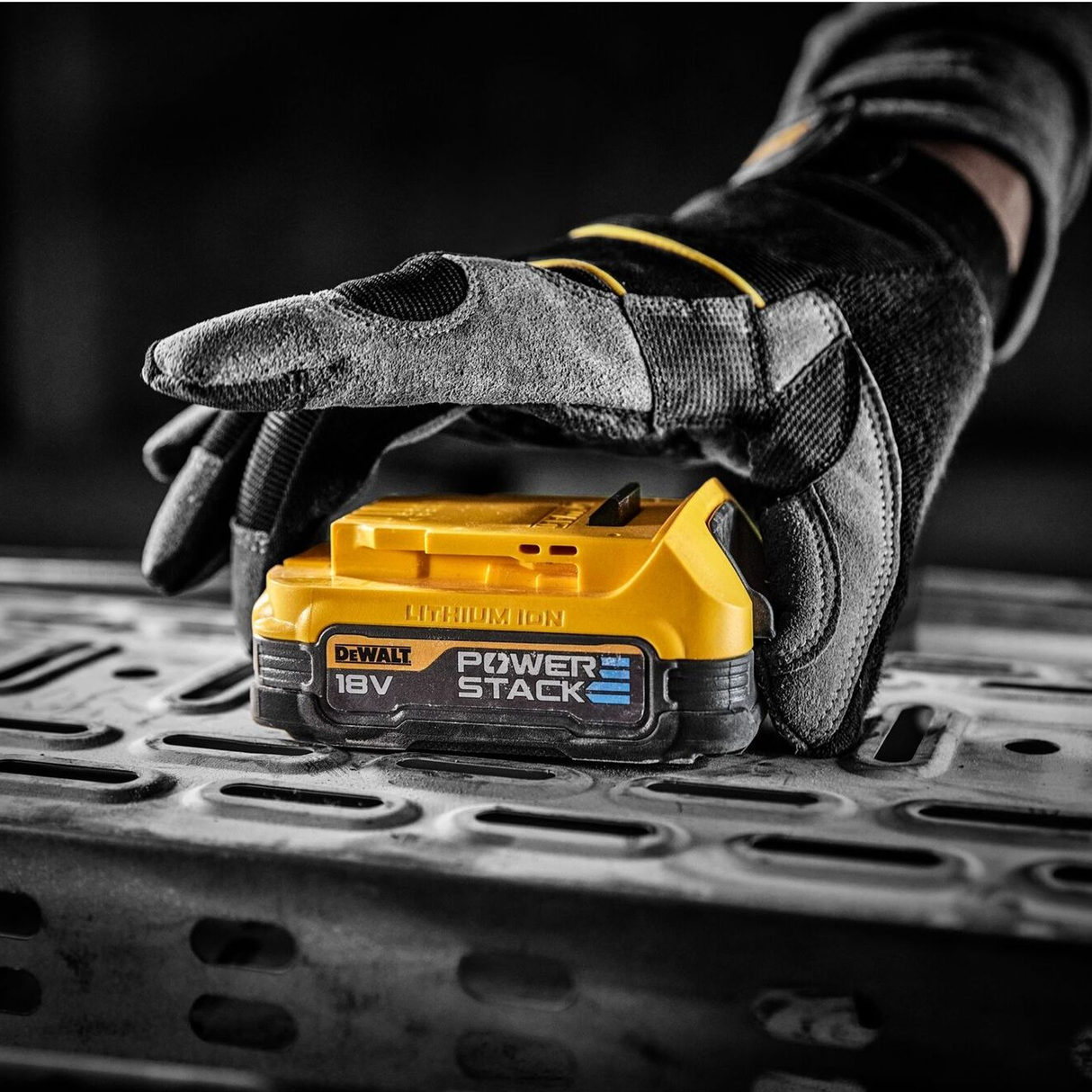 DCBP034-XJ - Battery Dewalt DCBP034-XJ PowerStack XR 18V 1.7Ah - Image 11