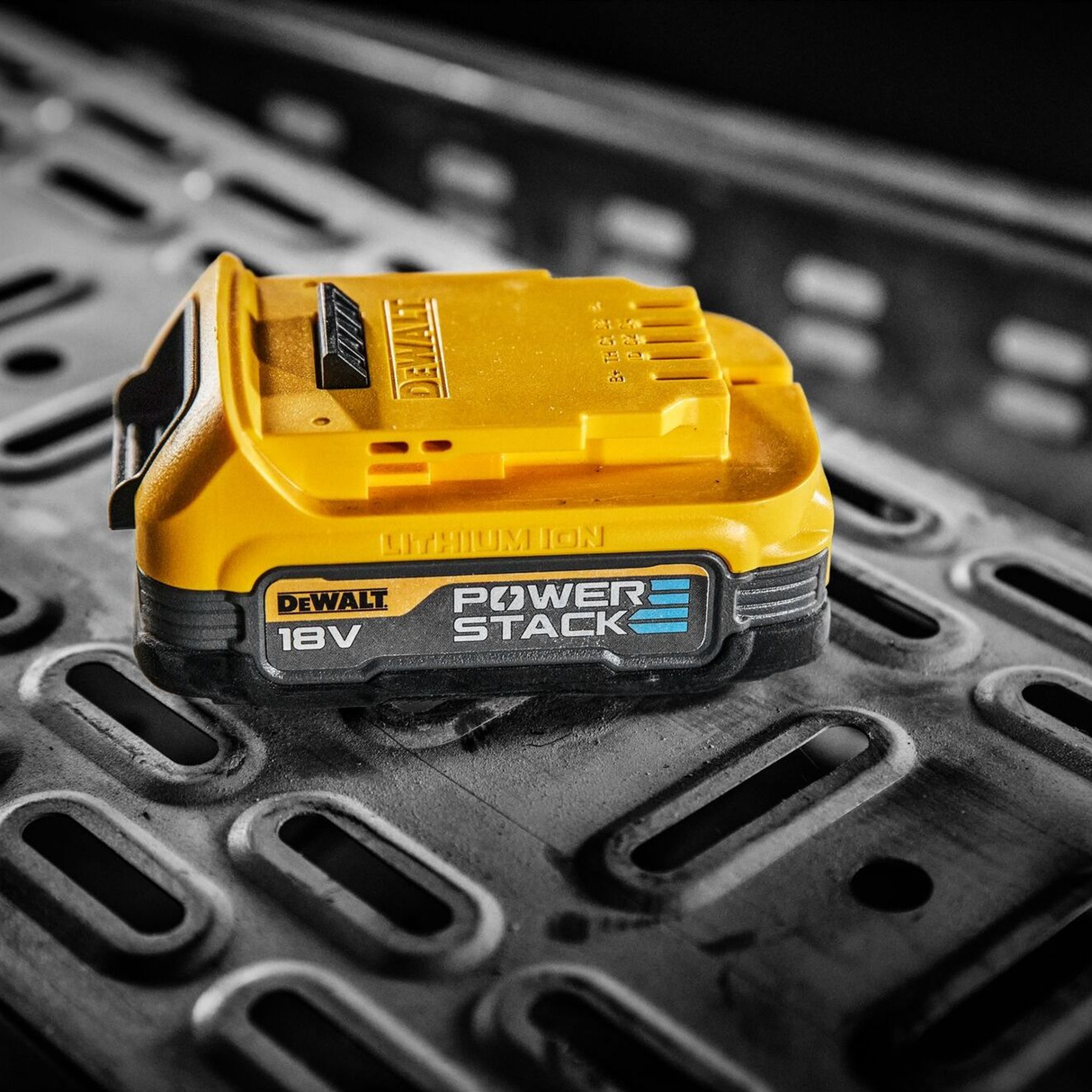 DCBP034-XJ - Battery Dewalt DCBP034-XJ PowerStack XR 18V 1.7Ah - Image 10